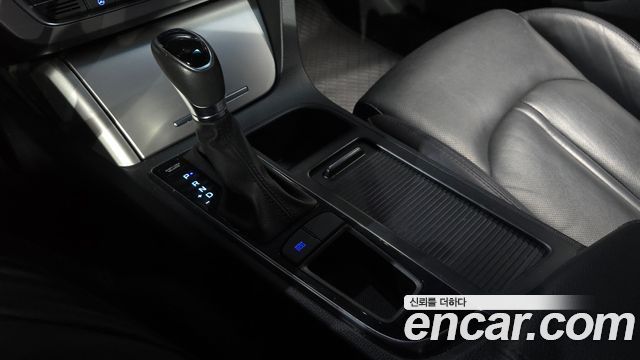 Hyundai Sonata 2017 — photo 12
