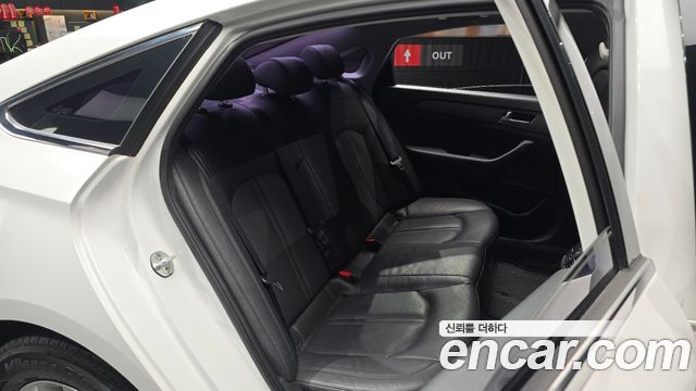 Hyundai Sonata 2017 — photo 17
