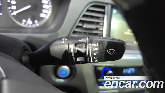 Hyundai Sonata 2017 — photo 30