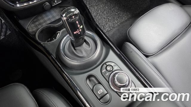 Mini Clubman 2023 — photo 12