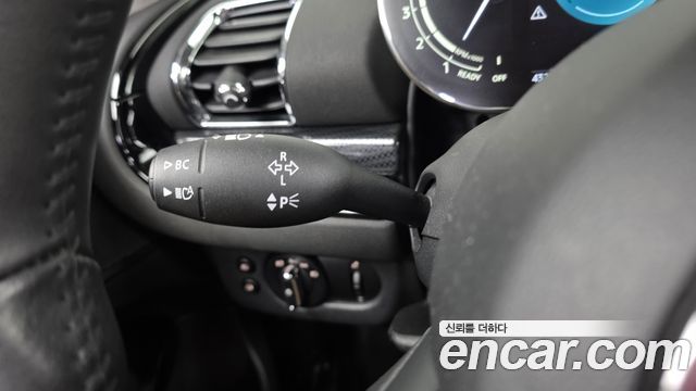 Mini Clubman 2023 — photo 30