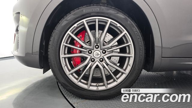 Maserati Levante 2019 — photo 5