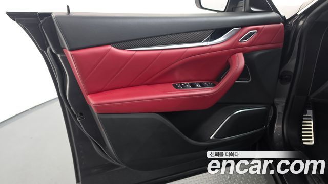 Maserati Levante 2019 — photo 14