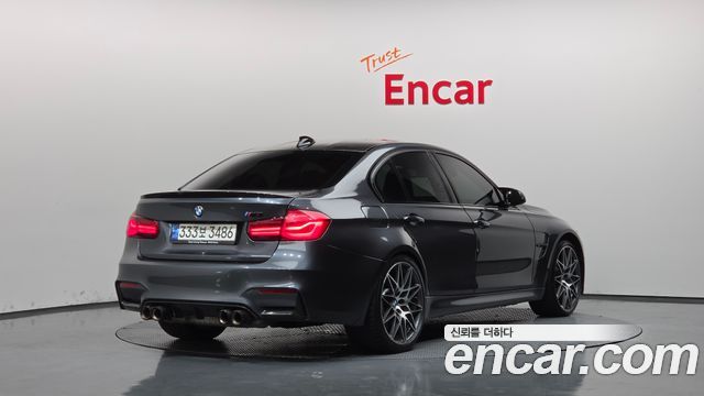 BMW M3 2018 — photo 2