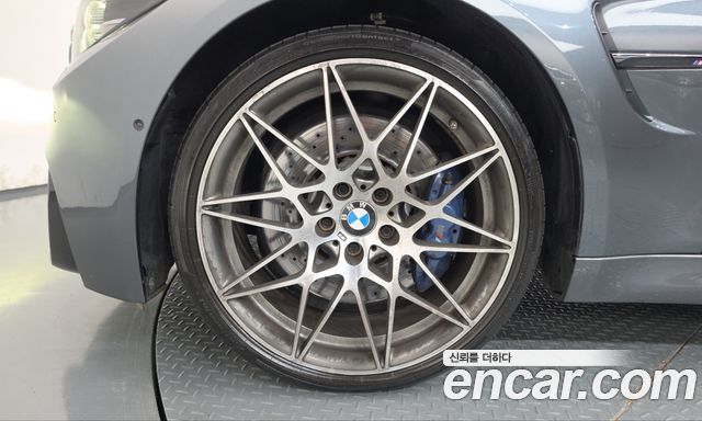 BMW M3 2018 — photo 5