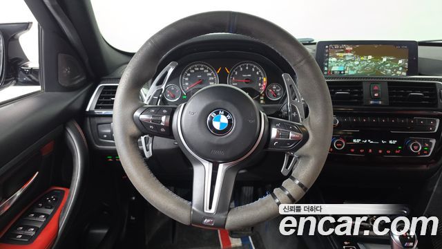 BMW M3 2018 — photo 19