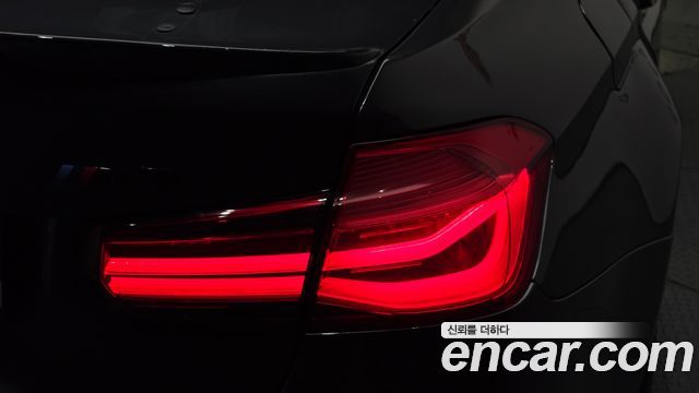 BMW M3 2018 — photo 9