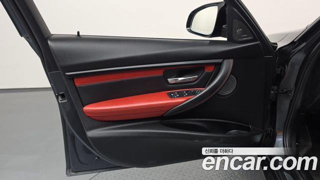 BMW M3 2018 — photo 14