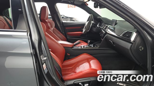 BMW M3 2018 — photo 16