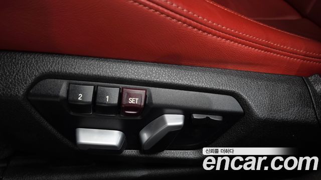 BMW M3 2018 — photo 32