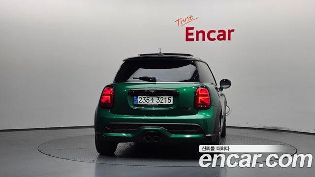 Mini Cooper 2022 — photo 4