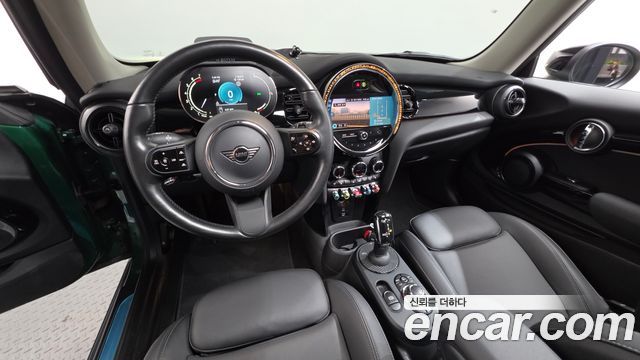 Mini Cooper 2022 — photo 10