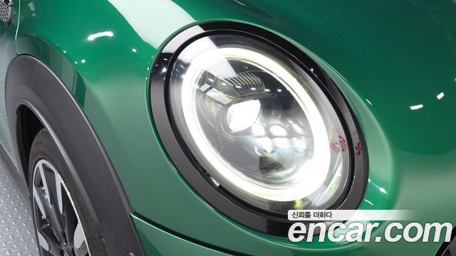 Mini Cooper 2022 — photo 8