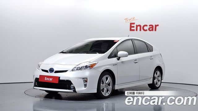 Toyota Prius 2012 — photo 1