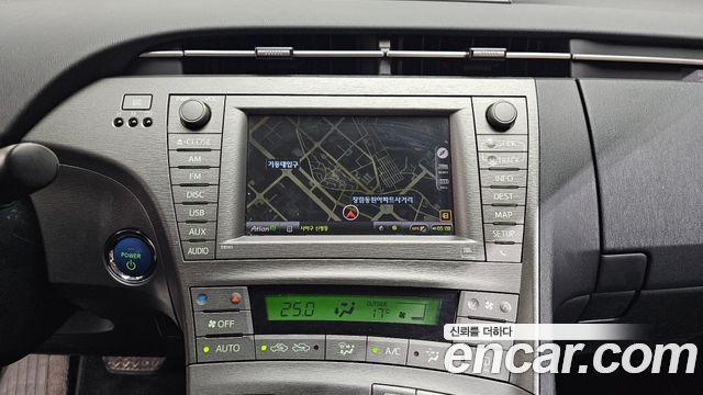 Toyota Prius 2012 — photo 14