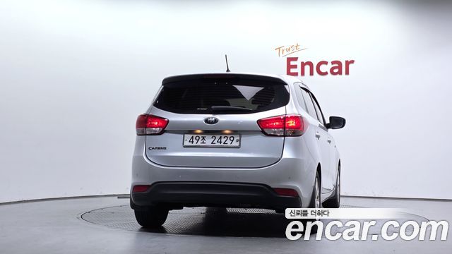 Kia Carens 2015 — photo 4