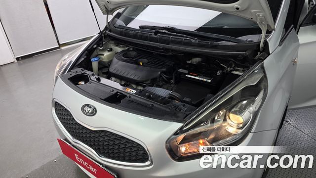 Kia Carens 2015 — photo 6