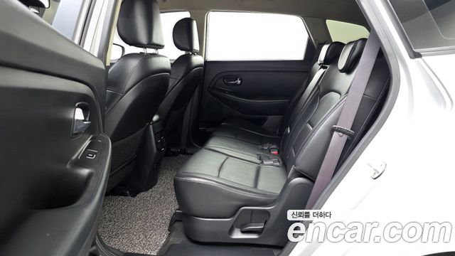 Kia Carens 2015 — photo 12
