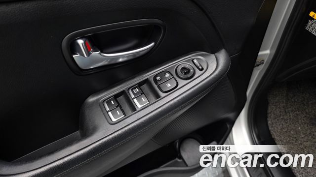 Kia Carens 2015 — photo 19