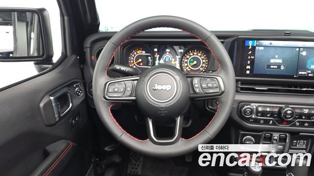 Jeep Wrangler 2024 — photo 18