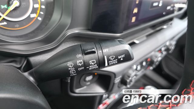 Jeep Wrangler 2024 — photo 25