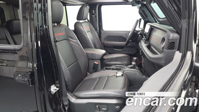 Jeep Wrangler 2024 — photo 16