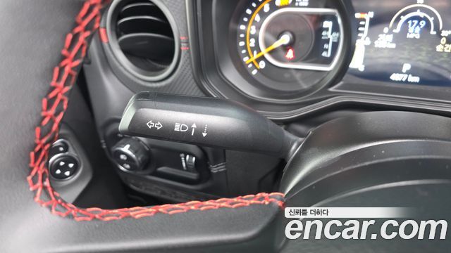 Jeep Wrangler 2024 — photo 28