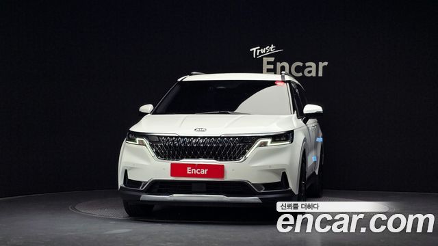 Kia Canival 2021 — photo 3