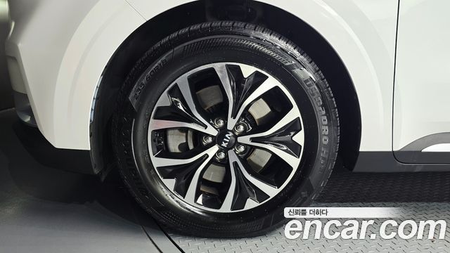 Kia Canival 2021 — photo 5