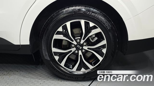 Kia Canival 2021 — photo 7