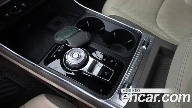 Kia Canival 2024 — photo 12