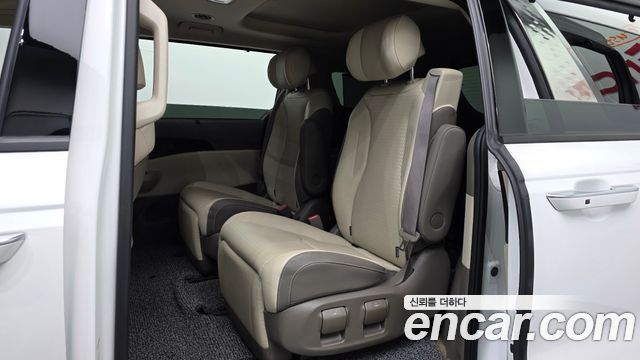 Kia Canival 2024 — photo 18
