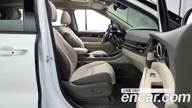 Kia Canival 2024 — photo 16