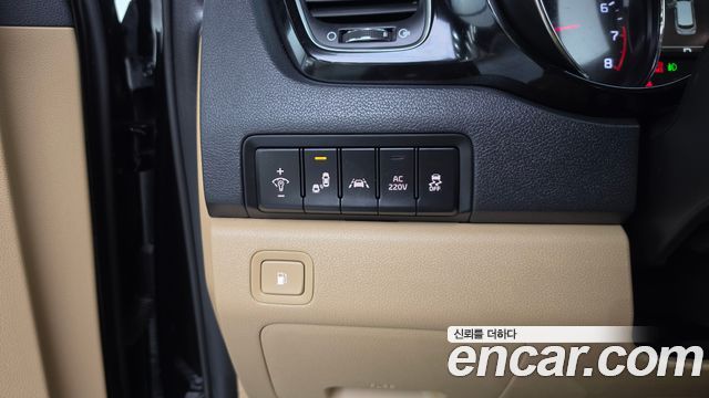 Kia Canival 2019 — photo 12
