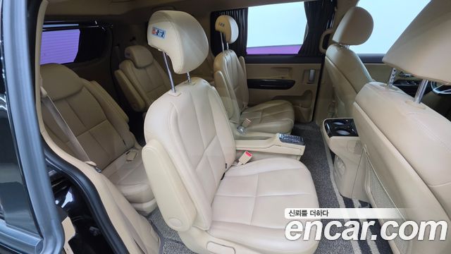 Kia Canival 2019 — photo 19