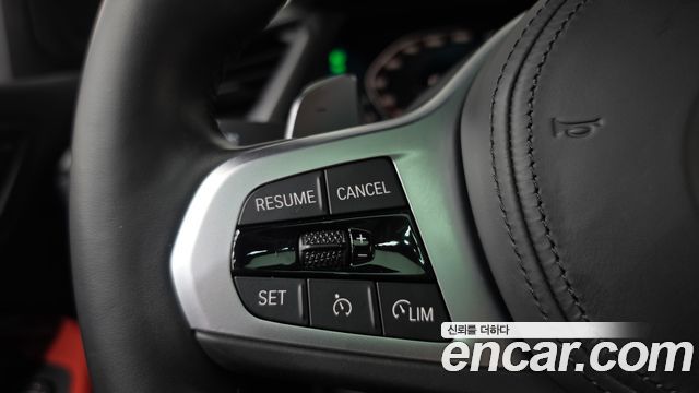 BMW 1-Series 2022 — photo 23