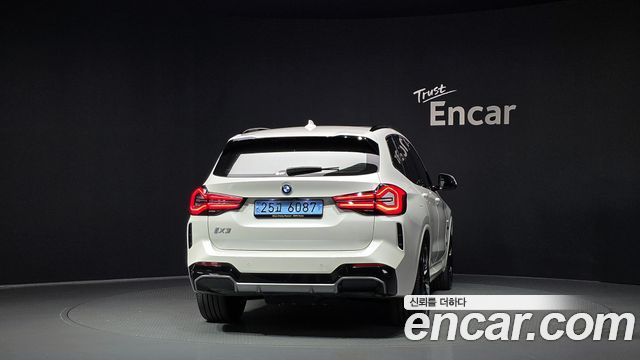 BMW iX3 2023 — photo 4