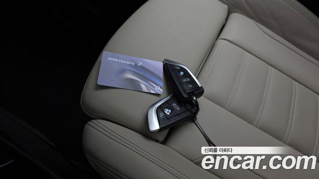 BMW iX3 2023 — photo 16