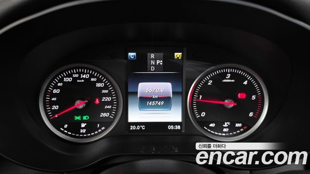 Mercedes-Benz C-Class 2016 — photo 8