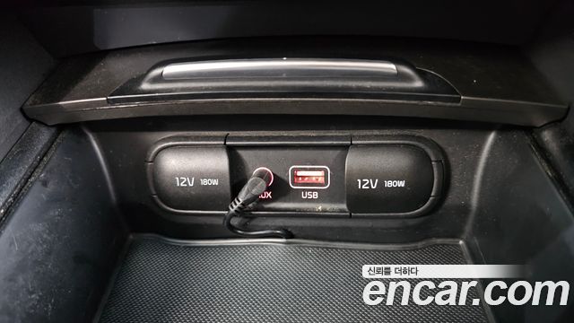 Kia K5 2020 — photo 25