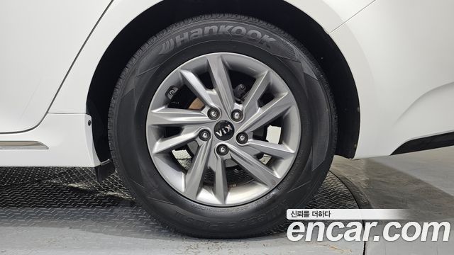 Kia K5 2020 — photo 7
