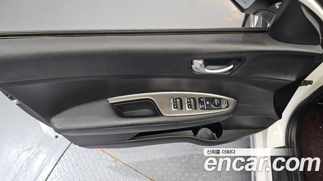 Kia K5 2020 — photo 14