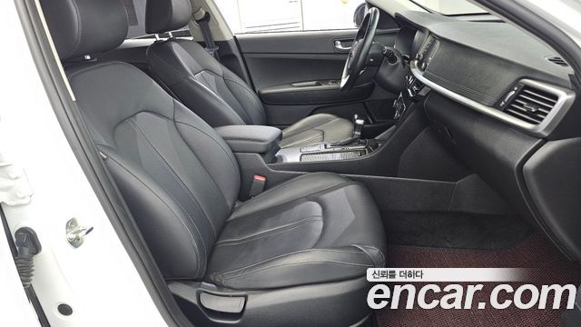 Kia K5 2020 — photo 16
