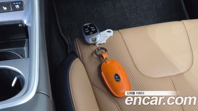 Hyundai Santafe 2023 — photo 21