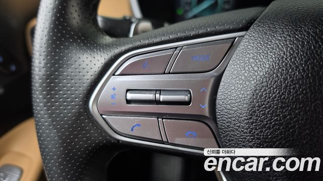 Hyundai Santafe 2023 — photo 22