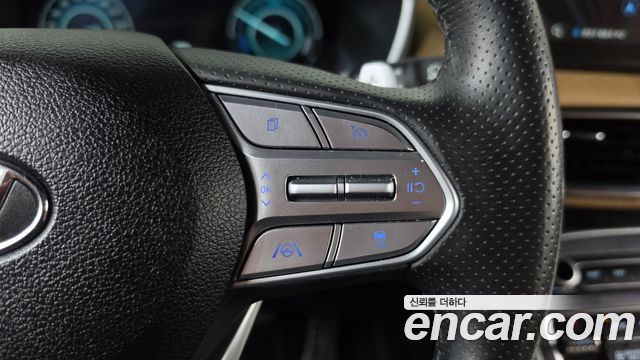 Hyundai Santafe 2023 — photo 23