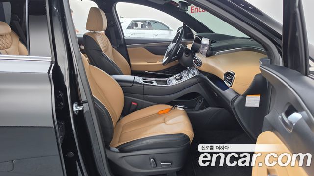 Hyundai Santafe 2023 — photo 16