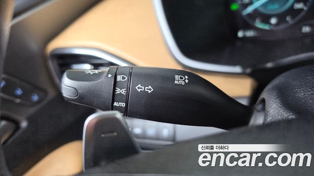Hyundai Santafe 2023 — photo 39