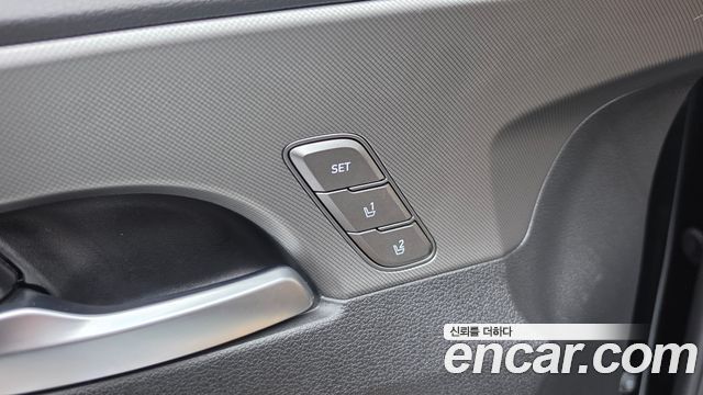 Hyundai Santafe 2023 — photo 41