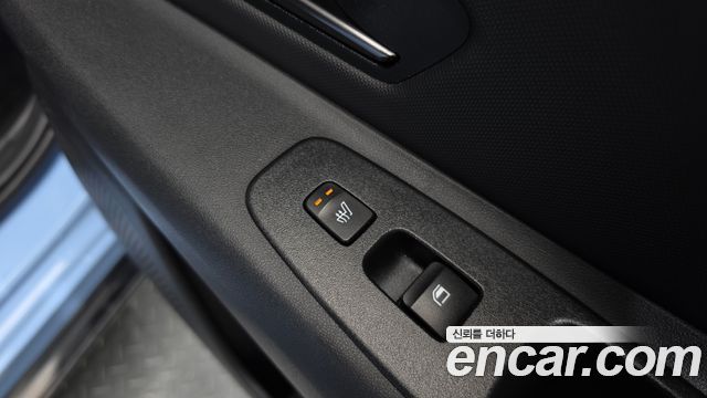Hyundai AVANTE 2022 — photo 19